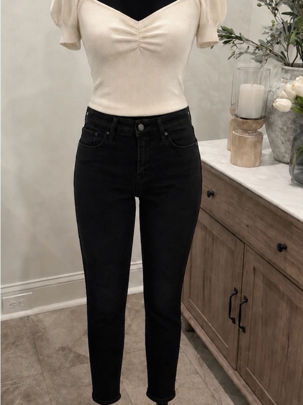 Old Navy High-Rise Rockstar Secret-Soft Black Skinny Jeans Size 8 Tall